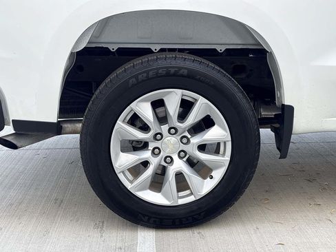 Used 2022 Chevrolet Silverado 1500 Custom RWD image 9