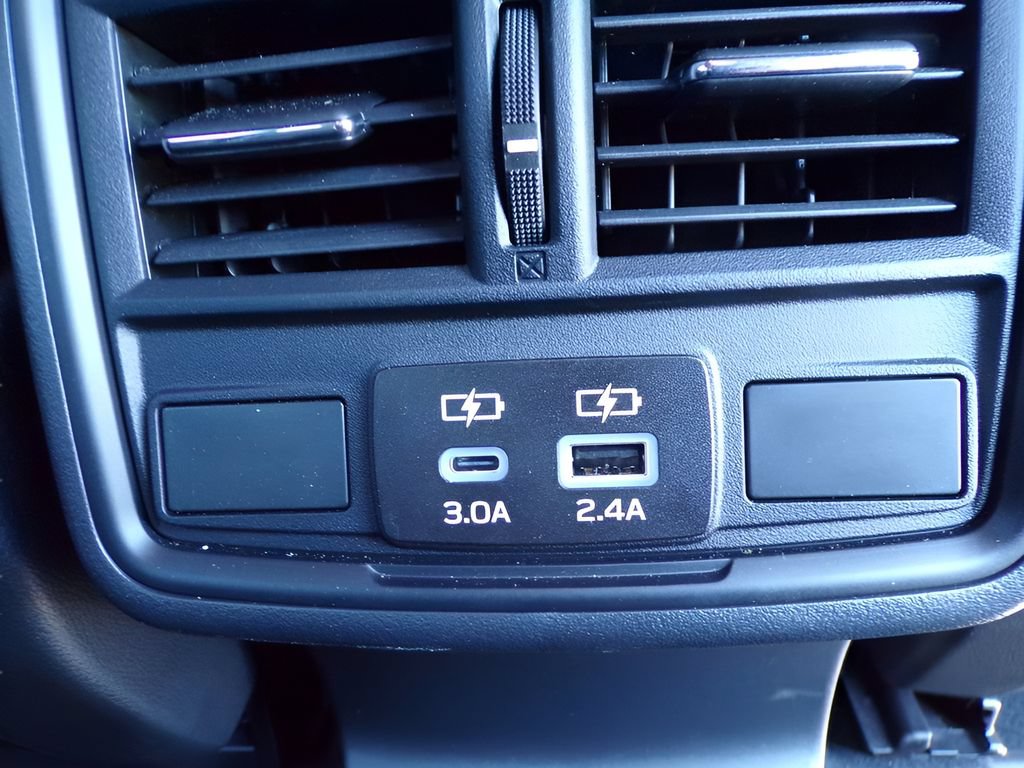 Used 2026 Subaru Outback Premium AWD/4WD image 15