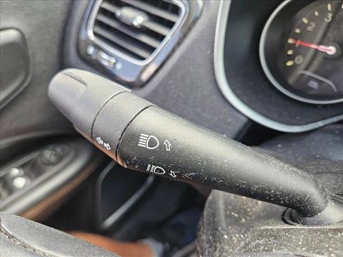 Used 2019 Jeep Compass Limited image 14