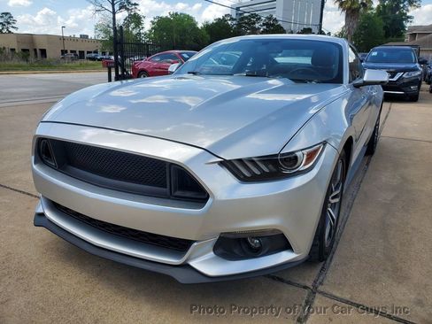 Used 2016 Ford Mustang Premium image 16