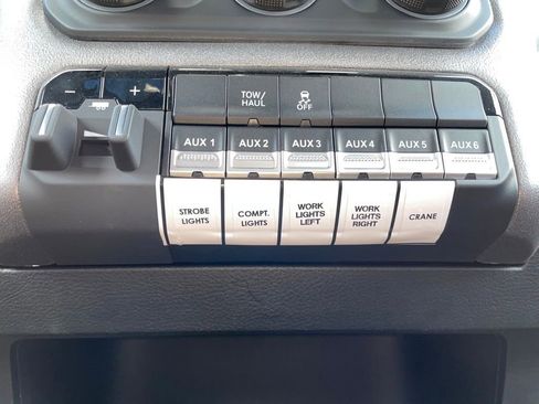 Used 2022 RAM 3500 Tradesman image 33