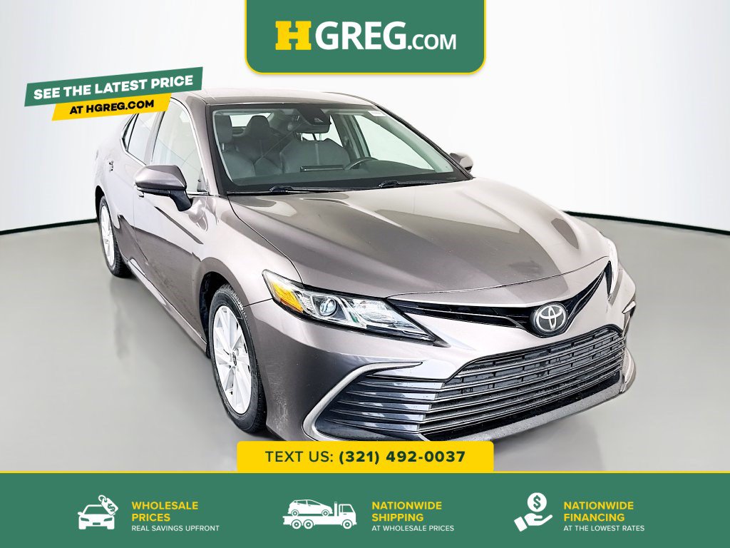 Used 2022 Toyota Camry LE FWD image 1