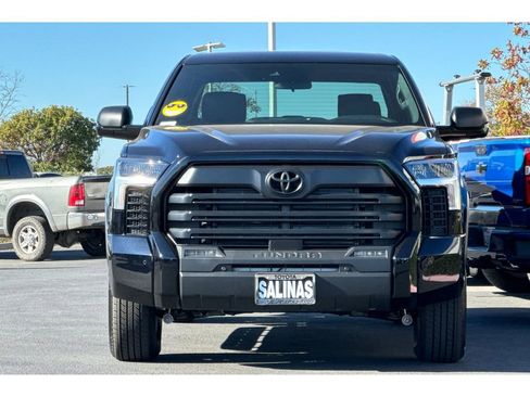New 2026 Toyota Tundra SR5 image 9