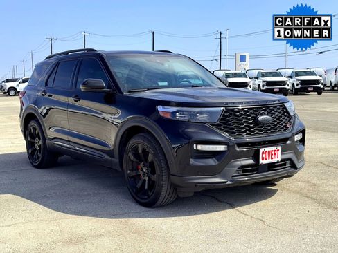 Used 2020 Ford Explorer ST w/ ST Street Pack image 4