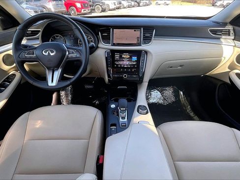 Used 2021 INFINITI QX50 Essential image 7