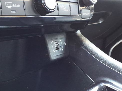 Used 2022 Jeep Compass Latitude AWD/4WD image 25