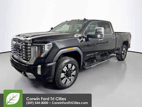 Used 2025 GMC Sierra 3500 Denali w/ Denali Reserve Package image 5
