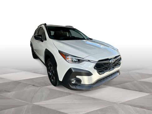 Used 2024 Subaru Crosstrek 2.0i Premium AWD/4WD image 2