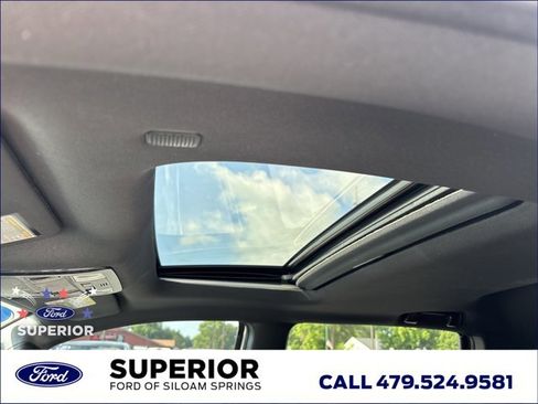 Used 2019 Toyota Tacoma Limited AWD/4WD image 18