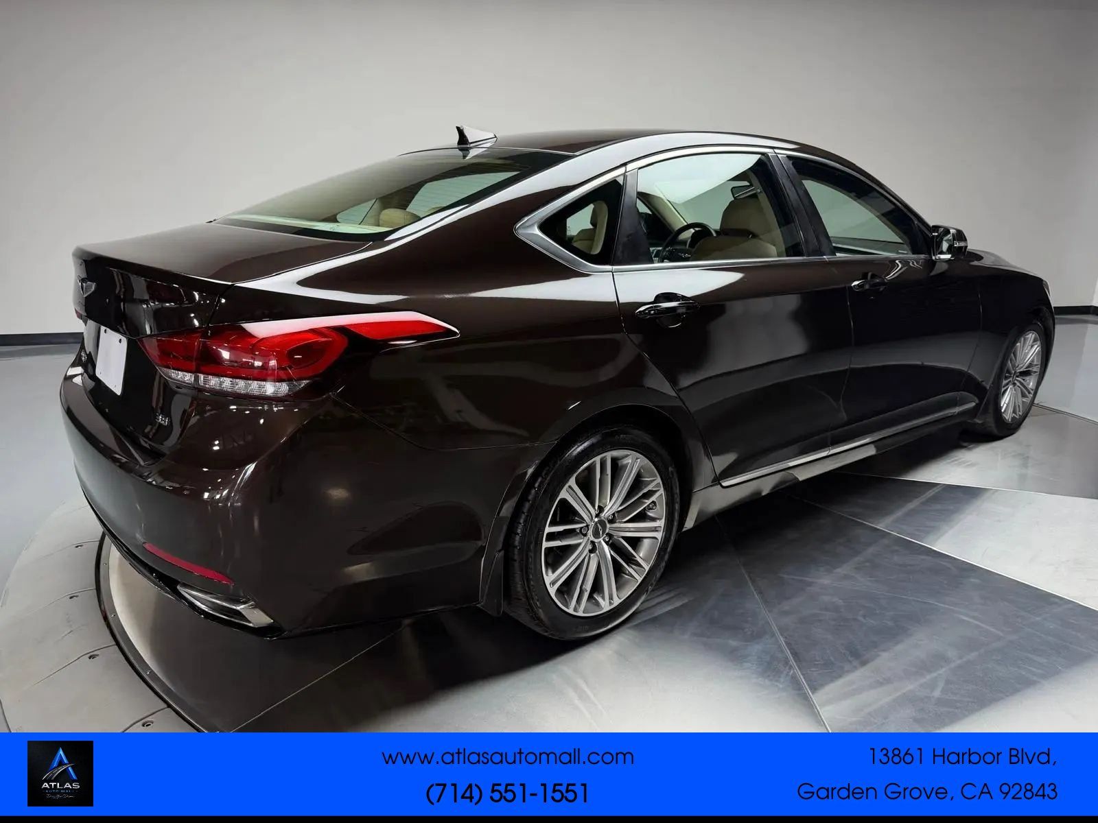 Used 2019 Genesis G80 3.8 RWD image 2