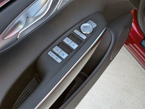 New 2026 Genesis GV70 2.5T image 11