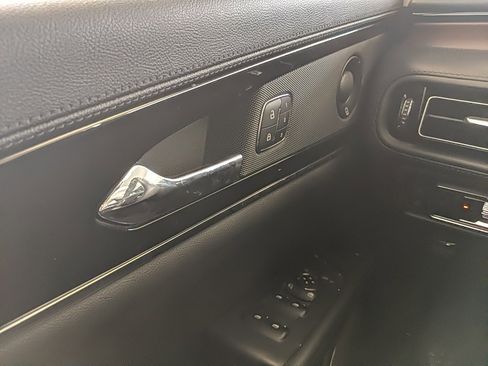 Certified 2022 Lincoln Nautilus Reserve w/ Equipment Group 201A image 29