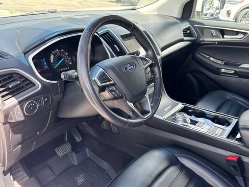 Used 2019 Ford Edge SEL w/ Equipment Group 201A AWD/4WD image 22