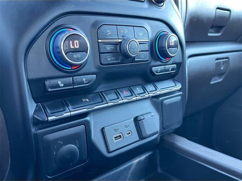 Used 2022 Chevrolet Silverado 1500 LT Trail Boss w/ Safety Package image 15