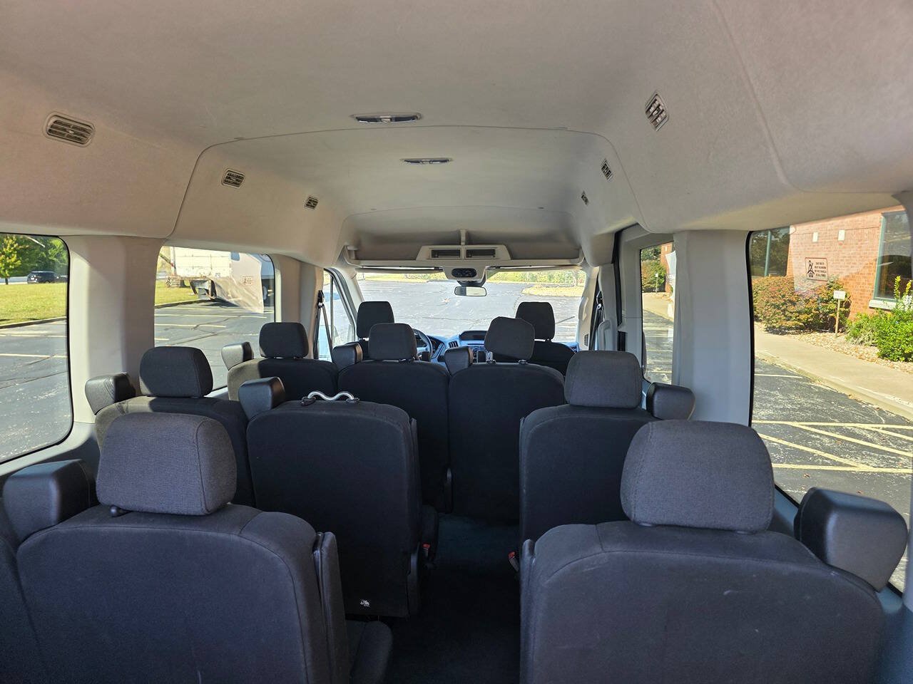Used 2017 Ford Transit 350 XLT RWD image 10
