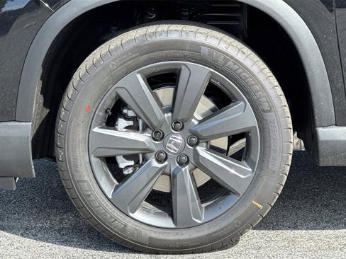 New 2025 Honda Pilot Sport image 25