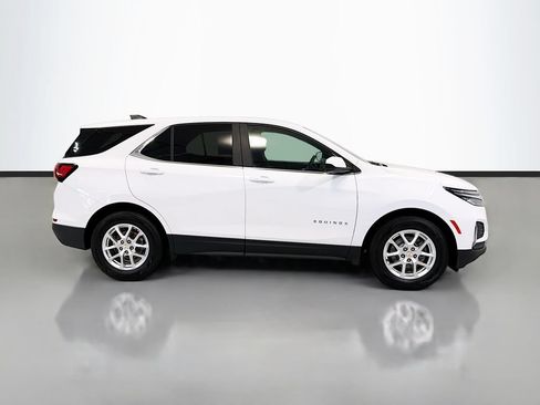 Used 2022 Chevrolet Equinox LT FWD image 10