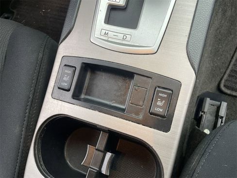 Used 2013 Subaru Legacy 2.5i Premium w/ All-Weather Pkg image 24