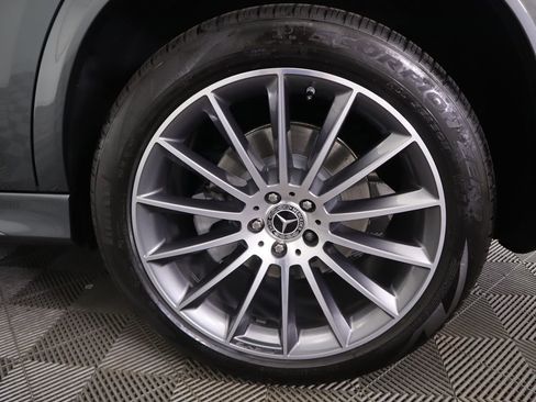 Certified 2025 Mercedes-Benz GLE 350 4MATIC image 32