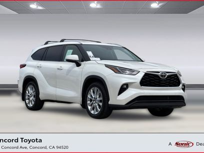 Used 2021 Toyota Highlander Limited