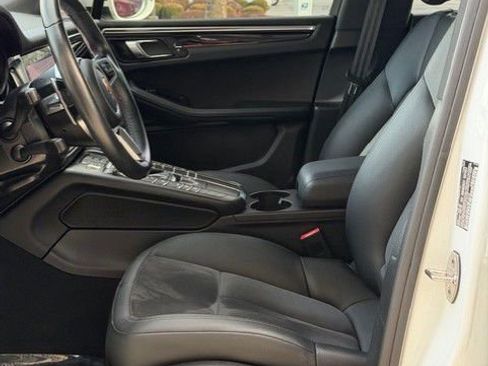 Used 2019 Porsche Macan image 20
