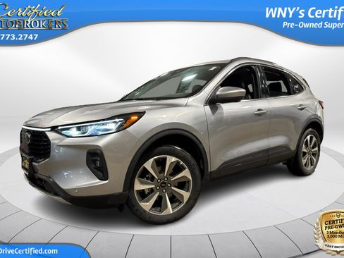 Used 2024 Ford Escape Platinum AWD/4WD image 1
