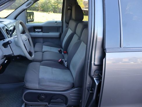 Used 2005 Ford F150 XLT image 19