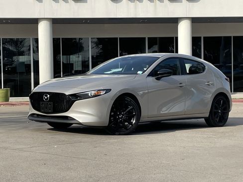 Used 2025 MAZDA MAZDA3 s Sport image 2