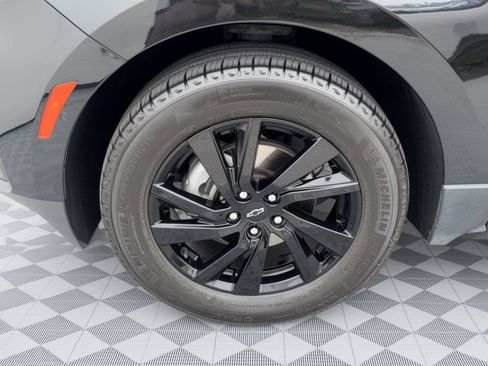 Used 2024 Chevrolet Equinox LS w/ Midnight Edition FWD image 13