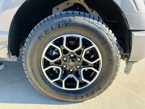 Used 2022 Ford F150 XLT w/ Equipment Group 302A High image 39