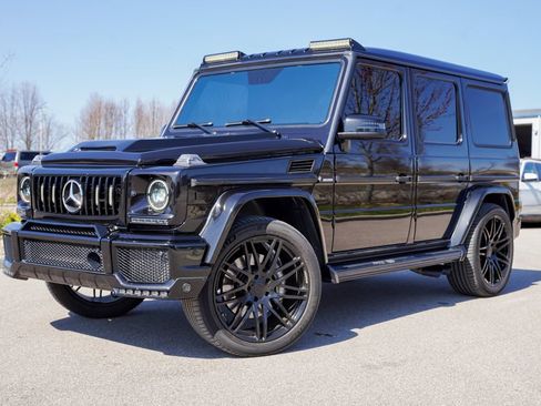 Used 2017 Mercedes-Benz G 63 AMG 4MATIC image 3