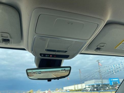 New 2026 GMC Terrain Denali w/ LPO, Black Badging Package image 22