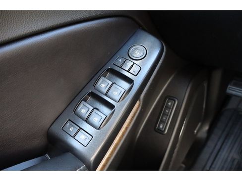 Used 2018 GMC Yukon XL Denali w/ Denali Ultimate Package AWD/4WD image 28