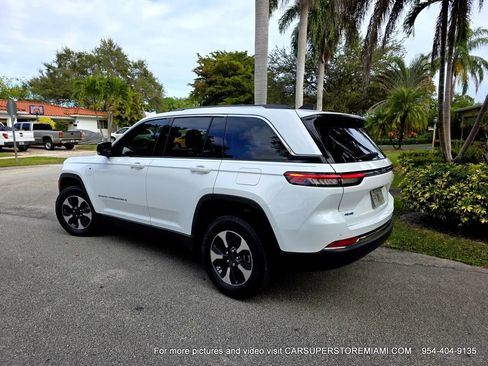 Used 2022 Jeep Grand Cherokee Limited 4xe image 84