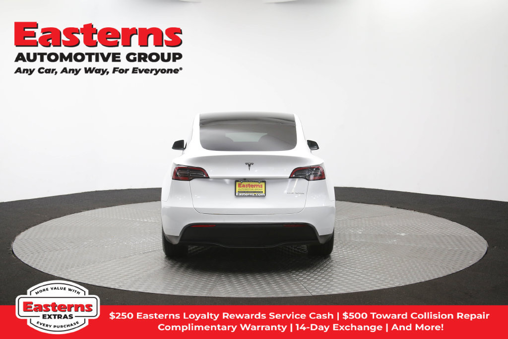 Used 2022 Tesla Model Y Long Range AWD/4WD image 33