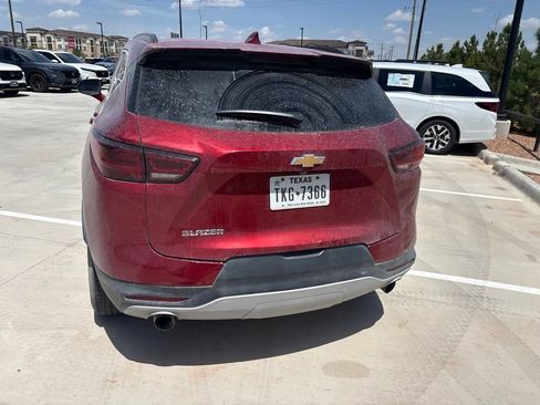 Used 2023 Chevrolet Blazer LT w/ Convenience Package FWD image 9