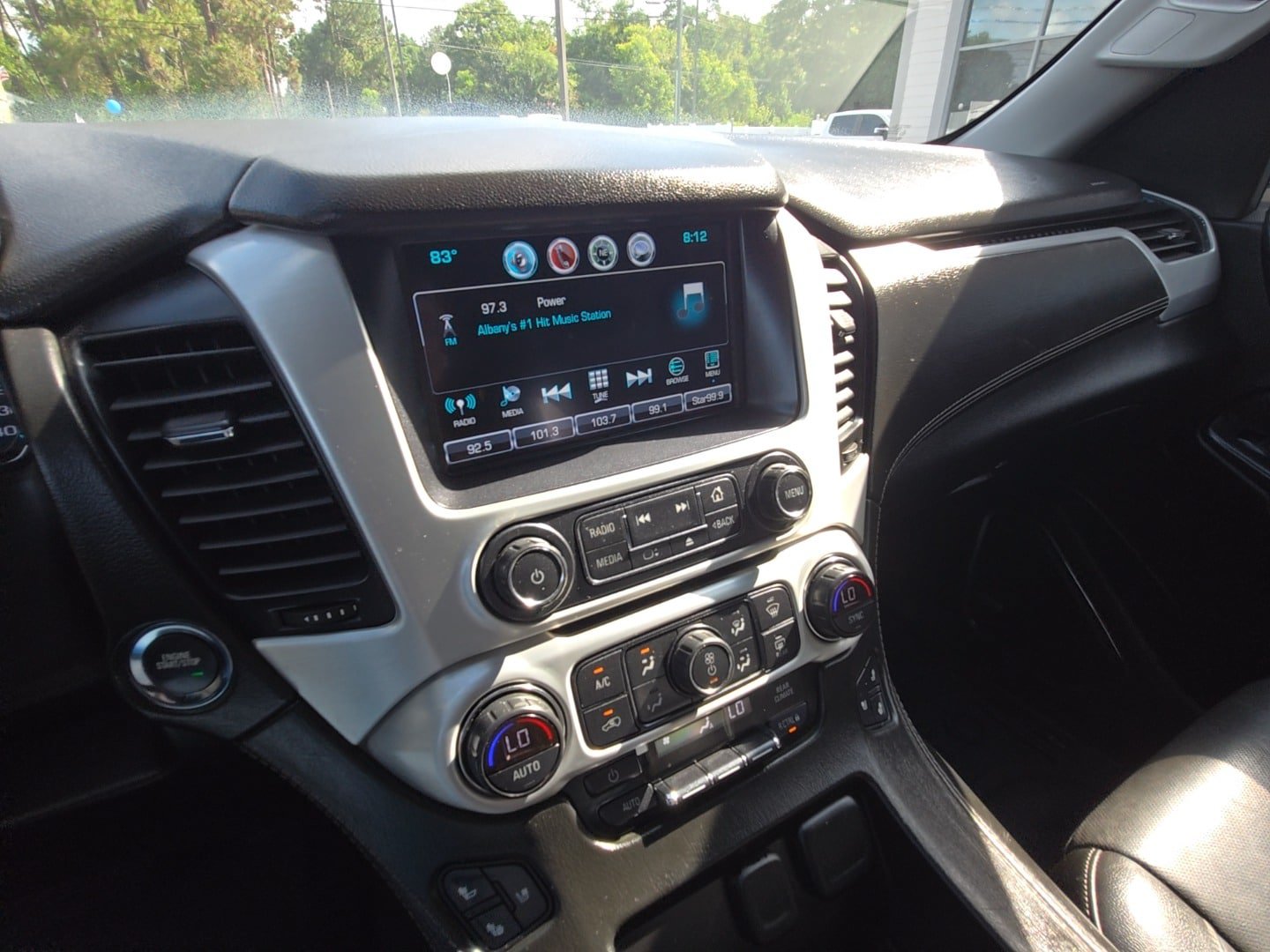 Used 2018 GMC Yukon SLT w/ HD Trailering Package AWD/4WD image 16