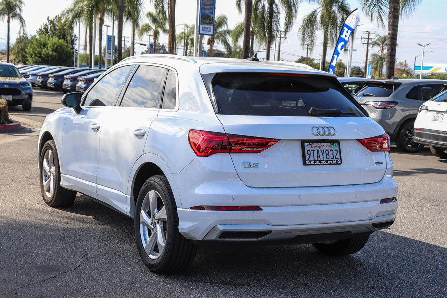 Used 2021 Audi Q3 2.0T Premium w/ Convenience Package AWD/4WD image 13