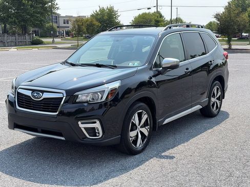 Used 2020 Subaru Forester Touring w/ Popular Package #2 AWD/4WD image 3