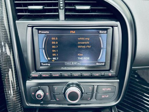 Used 2012 Audi R8 V10 w/ Enhanced Leather Pkg image 40