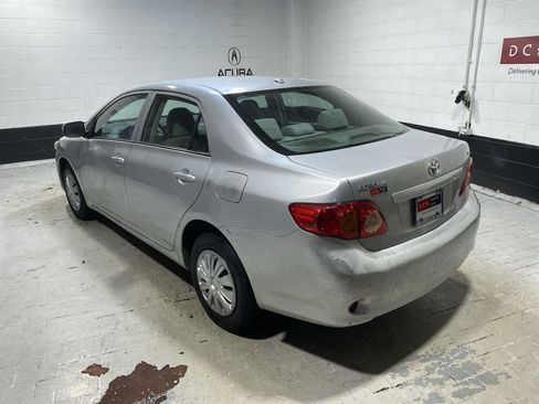 Used 2010 Toyota Corolla LE FWD image 4