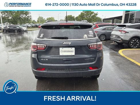 Used 2018 Jeep Compass Limited w/ Navigation Group AWD/4WD image 5