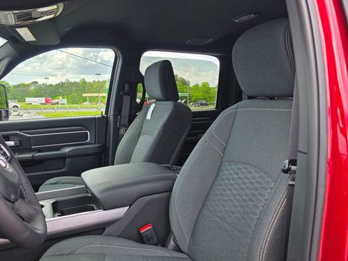 New 2026 RAM 2500 Big Horn AWD/4WD image 10
