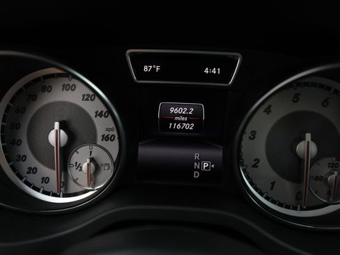 Used 2014 Mercedes-Benz CLA 250 4MATIC image 22