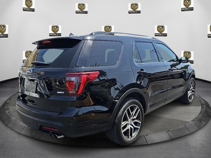 Used 2018 Ford Explorer Sport AWD/4WD image 7