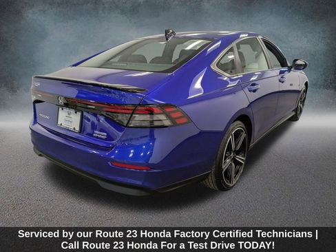 Used 2024 Honda Accord Sport image 5