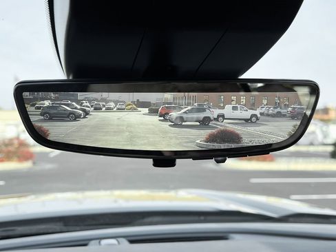 Used 2025 GMC Sierra 1500 AT4 w/ AT4 Premium Package image 8