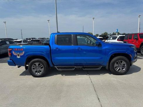 Certified 2025 Nissan Frontier SV w/ SV Convenience Package AWD/4WD image 2