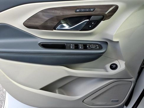 Used 2023 GMC Terrain Denali w/ LPO, Floor Liner Package image 23