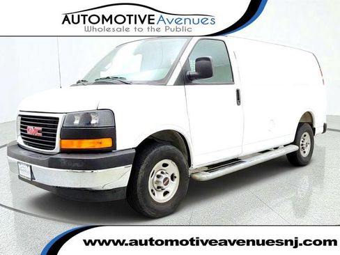 Used 2025 GMC Savana 2500 w/ Driver Convenience Package RWD image 1